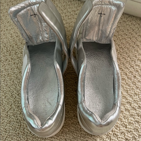 J/Slides - Picture 6 of 6